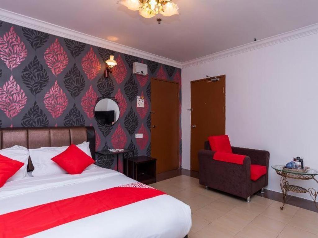 Super Oyo 1114 Neo Pegasus Hotel Segamat Exterior foto