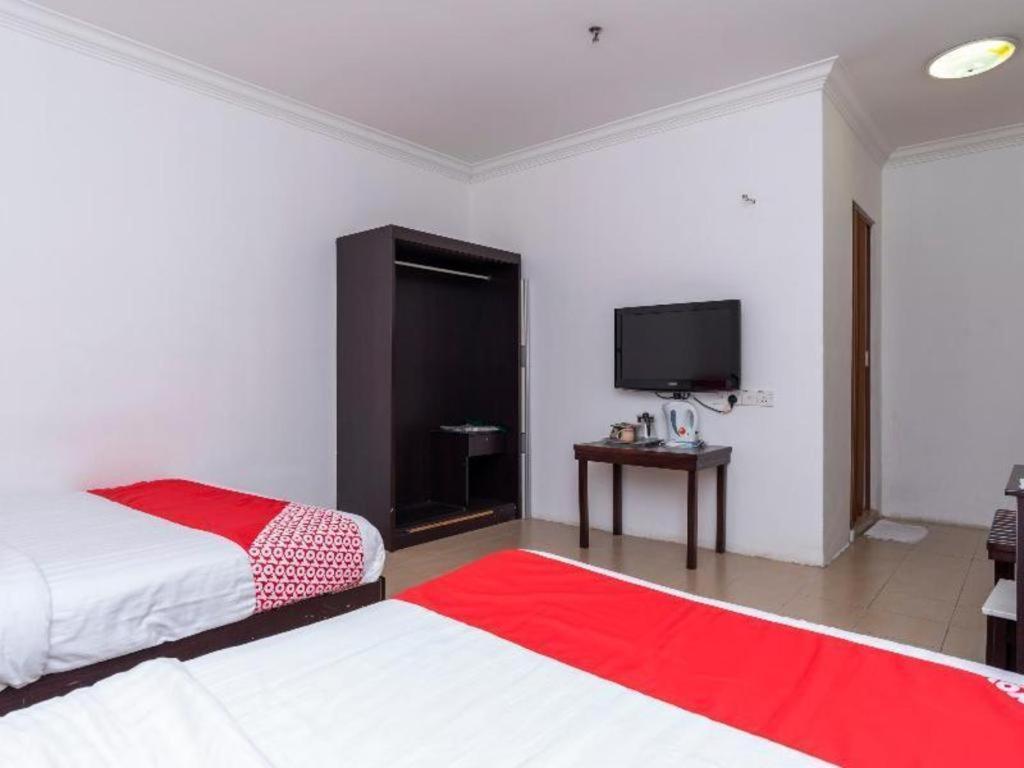 Super Oyo 1114 Neo Pegasus Hotel Segamat Exterior foto